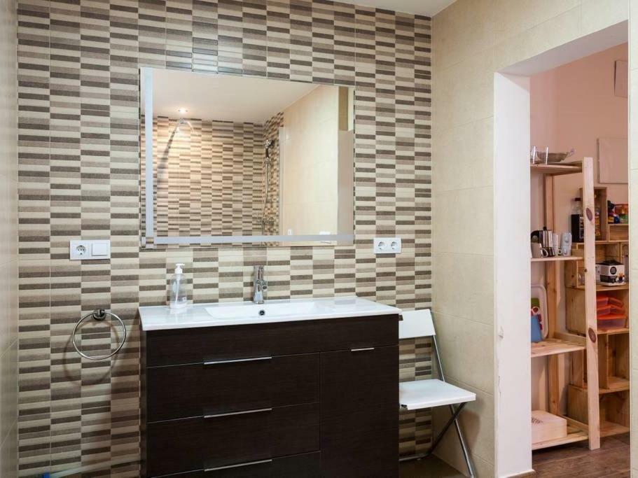Apartamento En Casa Historica En La Playa فالنسيا المظهر الخارجي الصورة